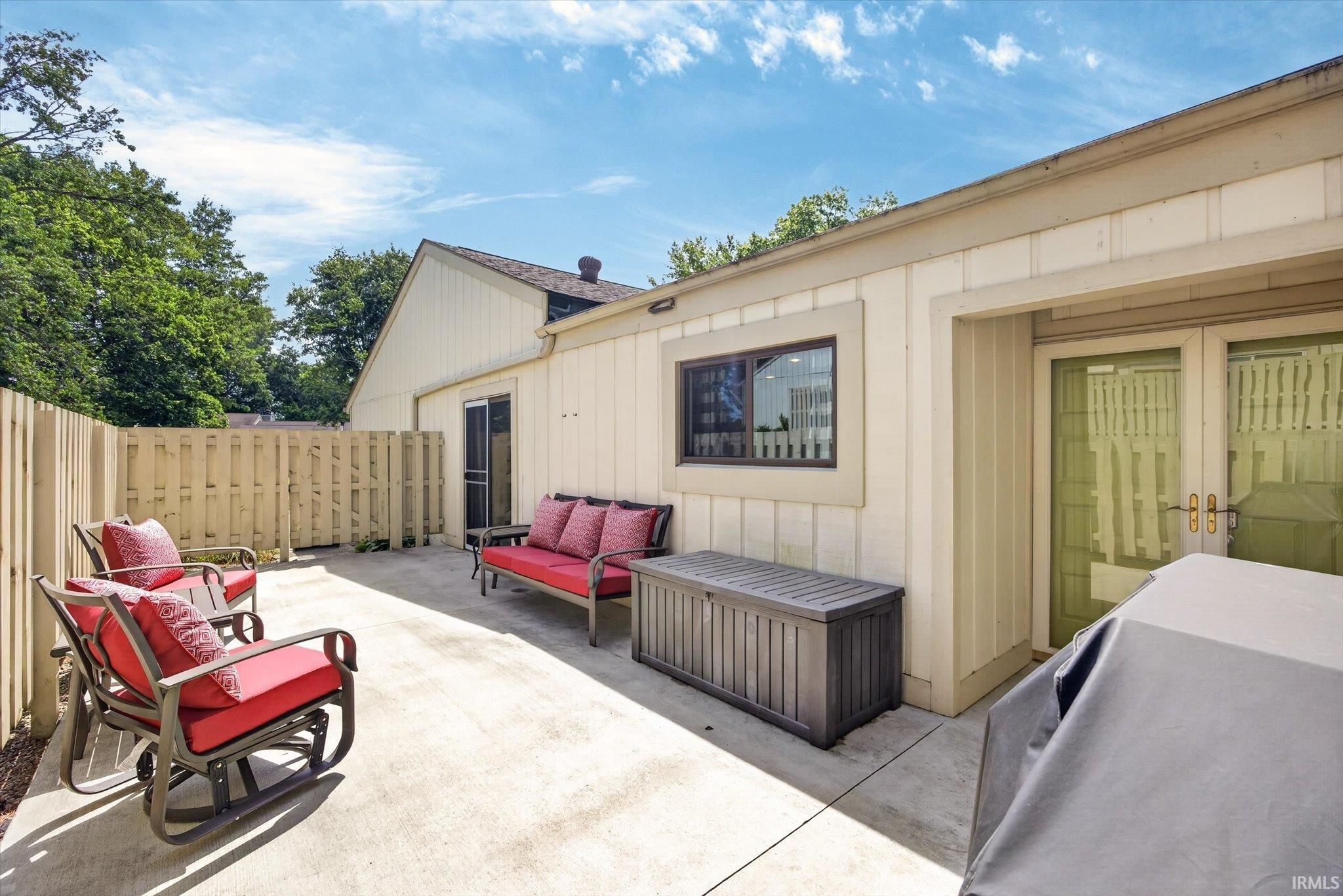 Image of 9126 S Greenridge Lane