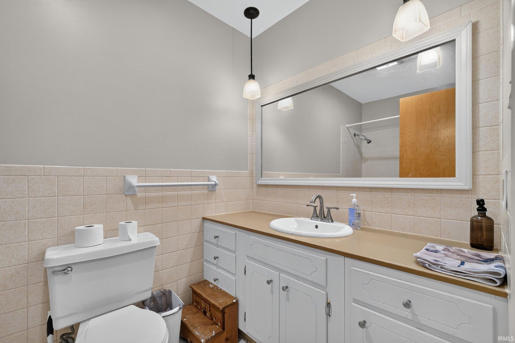 Image of 213 N Bayberry Lane